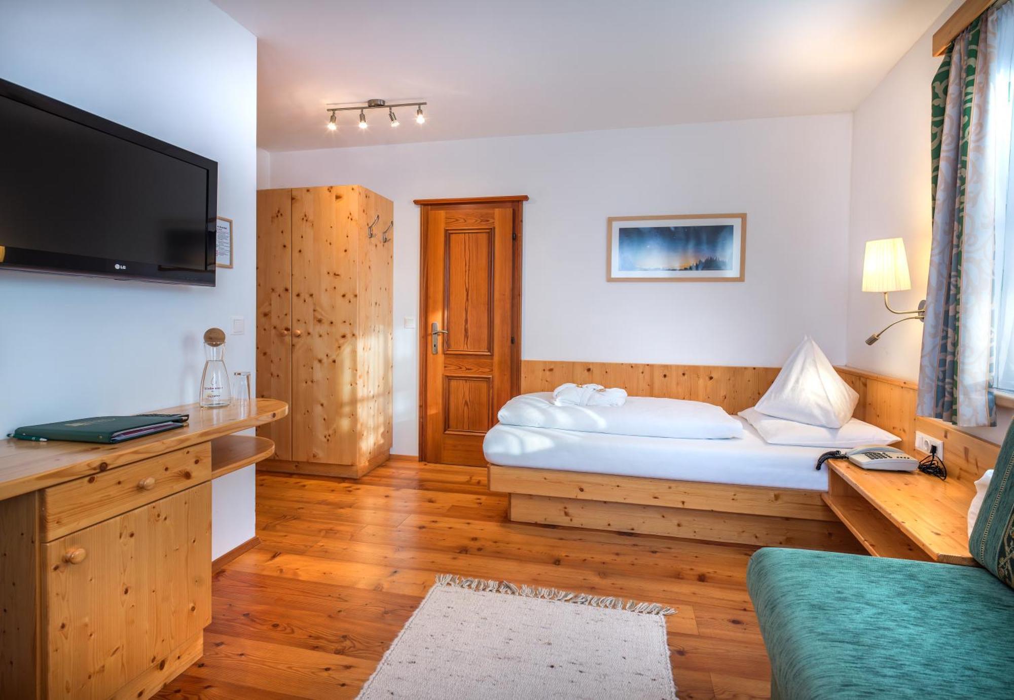 Hotel Haeuserl Im Wald Mariapfarr Esterno foto