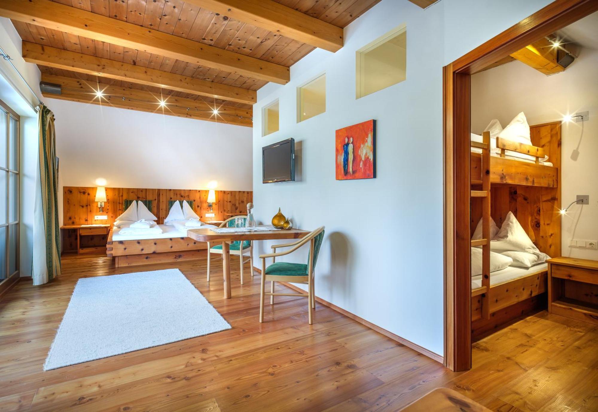 Hotel Haeuserl Im Wald Mariapfarr Esterno foto