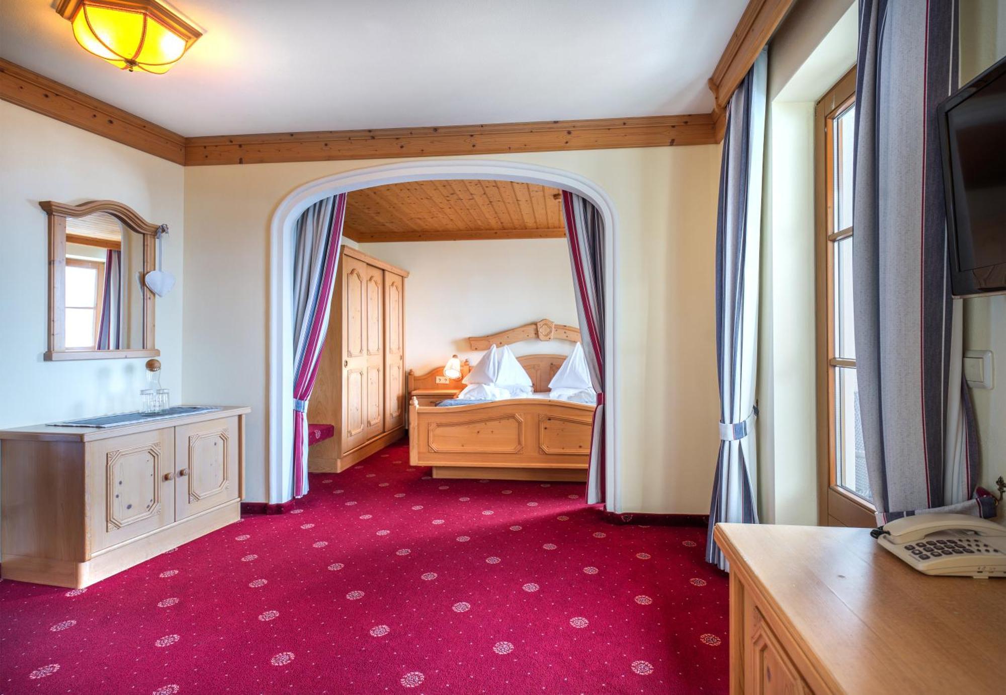 Hotel Haeuserl Im Wald Mariapfarr Esterno foto