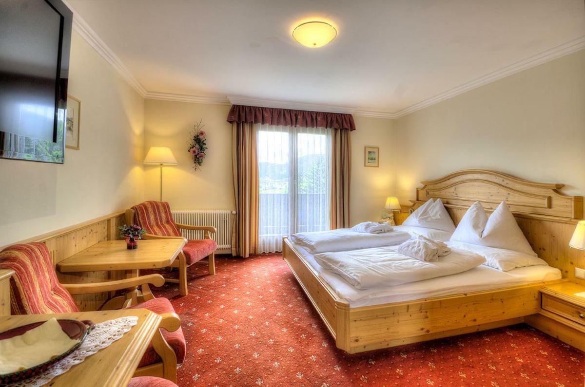 Hotel Haeuserl Im Wald Mariapfarr Esterno foto